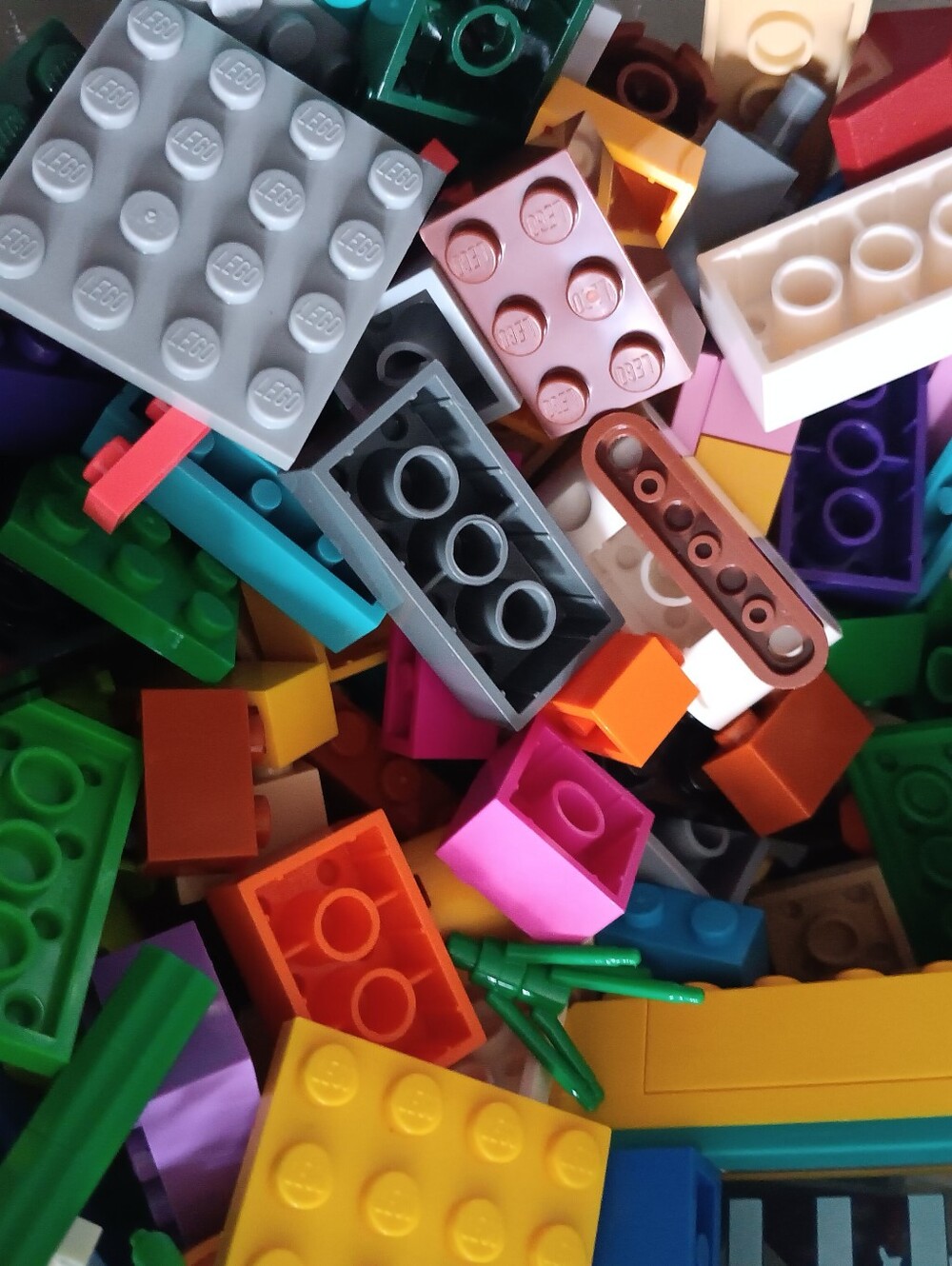 LEGO Mixed Bulk Lot Assorted Bricks Plates Specialty Pieces Multicolor - Picture 2 of 6